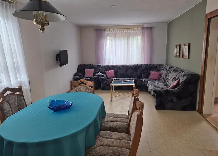 Monteurhaus Dautphe * Friedensdorf